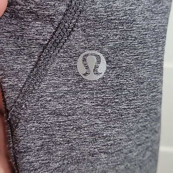 Lululemon Run: Inspire Crop II Black/ Teal Size 6 - Picture 3 of 4